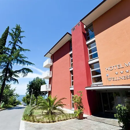 Haliaetum And Mirta Hotel 4*